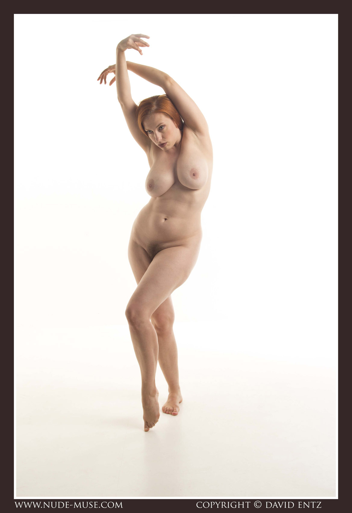 Titania Curves Nude Muse Curvy Erotic