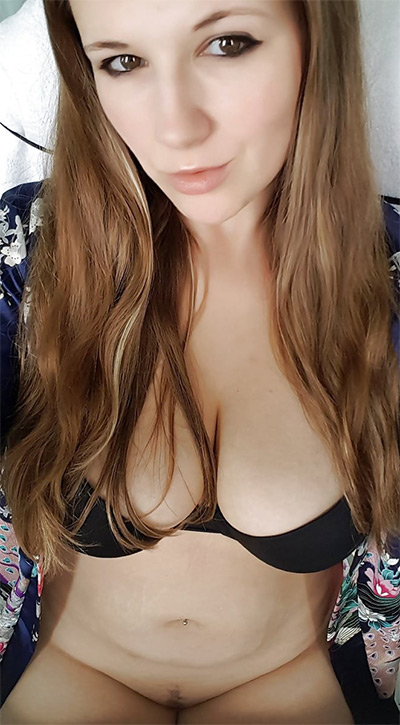 Julia Jones Busty German My Dirty Hobby