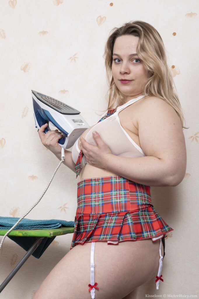 Kisselove Poses Naked After Ironing We Are Hairy