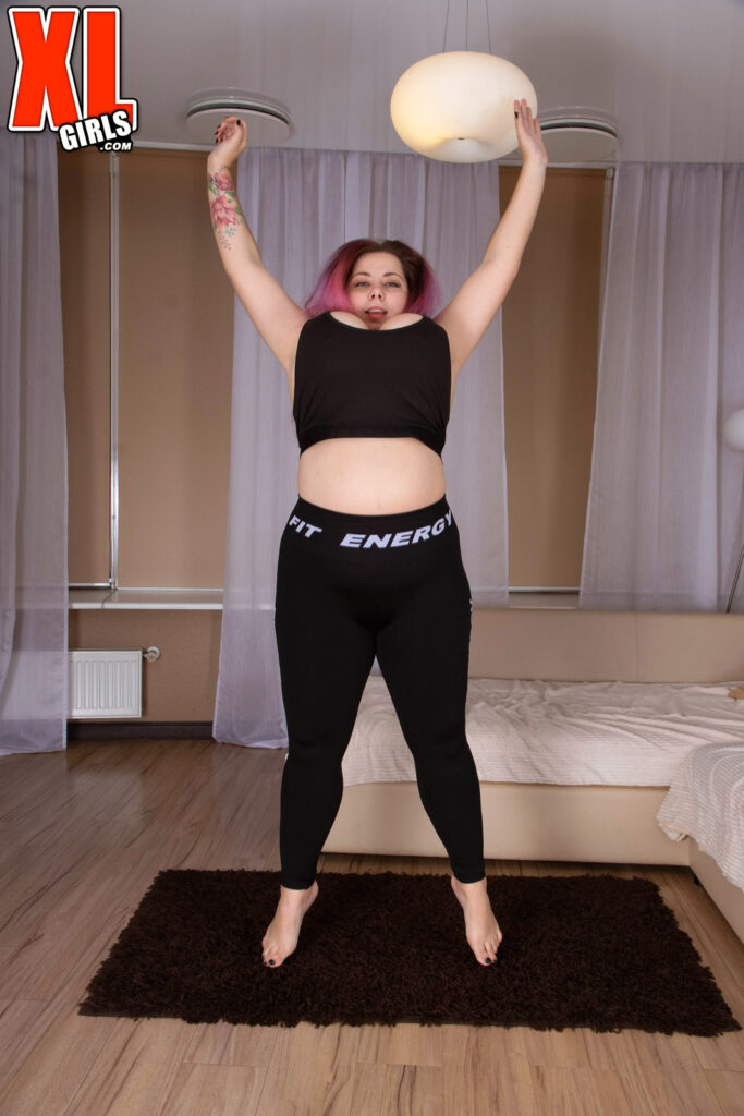 Candy Kat Get Fit With Amazing Candy Kat XL Girls